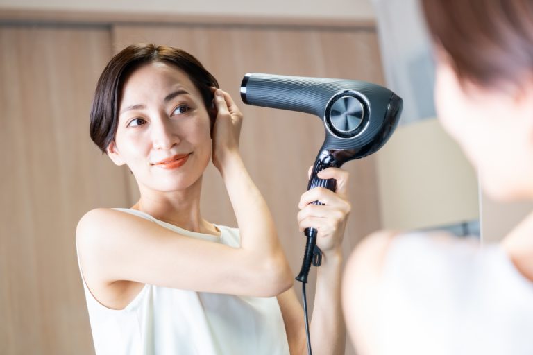 ReFa BEAUTECH DRYER S＋徹底ガイドを紹介 | コラム | HITORI WELLNESS